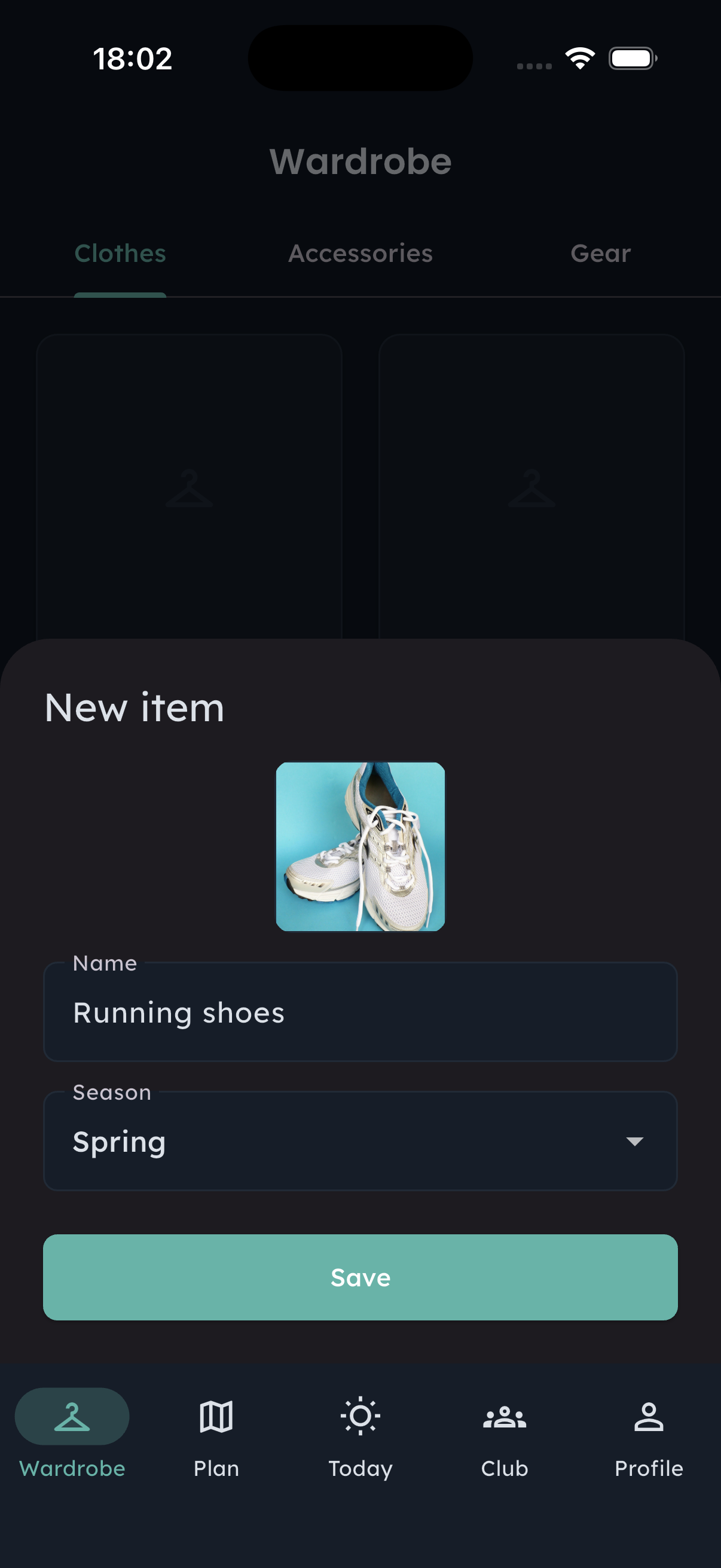 Fennec Hint photo recognition with an automatically identified sports item